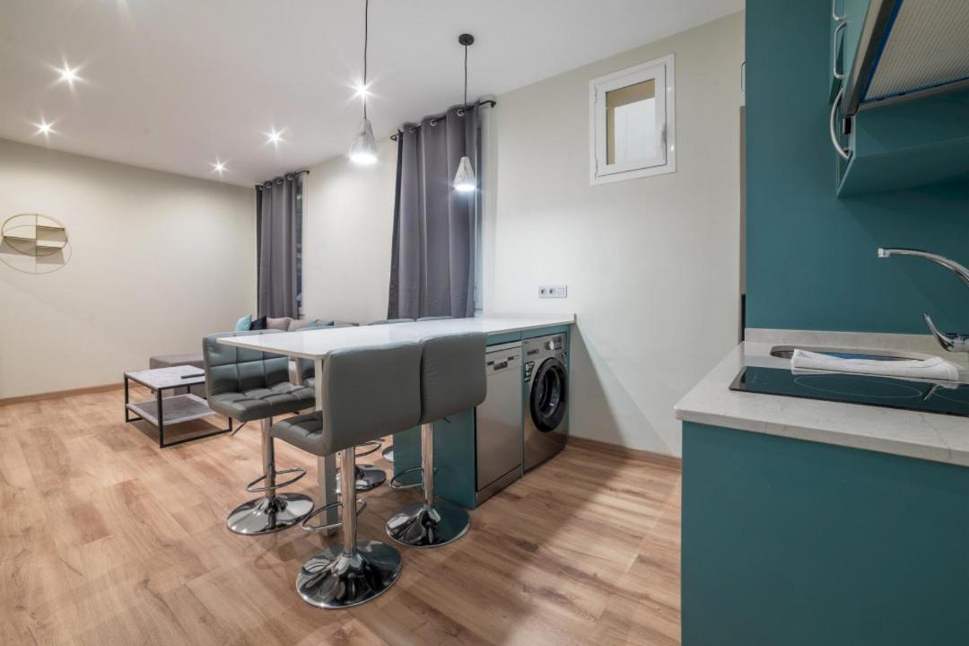 2 Bedrooms 1.5 Bathrooms Furnished - Justicia - Refurbished - Mintystay Madrid Exterior photo